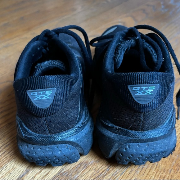 Brooks Adrenaline 20- women’s size 9 wide - Picture 2 of 5